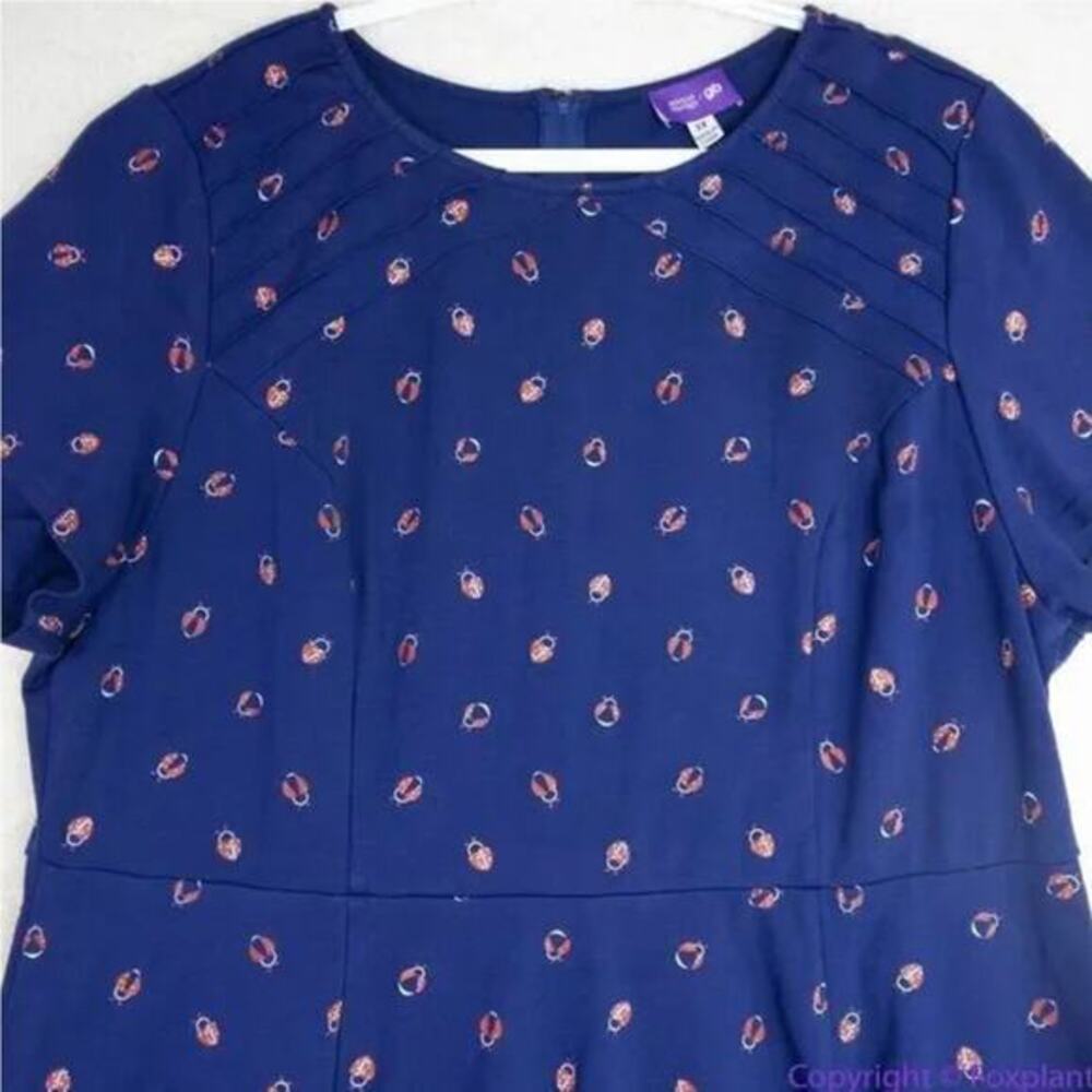Unique Vintage Gwynnie Bee ladybug Print Dress, 2X - Picture 4 of 13